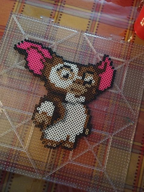 Gizmo Gremlins Gizmo Perler Bead Pattern, Disney Patterns, Gizmo Gremlins, Bead Things, Bead Animals, Pony Bead Crafts, Pixel Beads, Easy Perler Beads Ideas, Perler Bead Templates