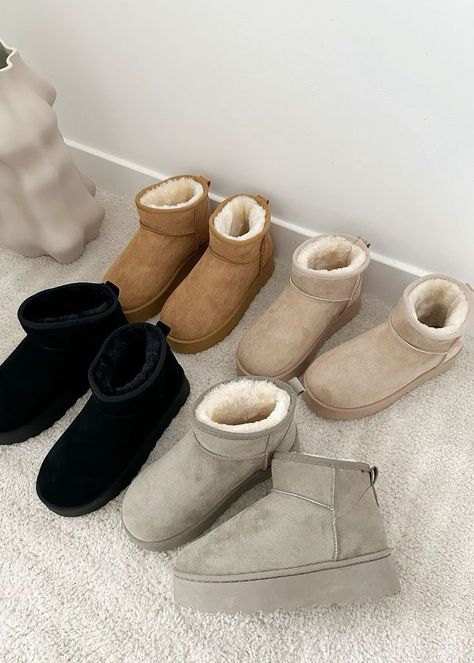 Cute Uggs, Shoe Wishlist, Trendy Winter, Shoe Inspo, Girly Shoes, Aesthetic Shoes, Comfortable Boots, Swag Shoes, Pretty Shoes