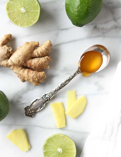 Hot Honey Ginger Lime Tea | thekitchenpaper.com Honey Tea Recipe, Lime Tea, Ginger Tea Recipe, Tea For Colds, Lime Drinks, Honey Ginger, Healing Tea, Hot Honey, Food Crush