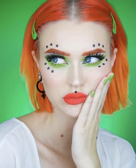 Aesthetic Makeup, Cut And Color, Septum Ring, Face Paint, Beautiful Pictures, Carnival Face Paint, Halloween Face, Face Makeup, Halloween Face Makeup