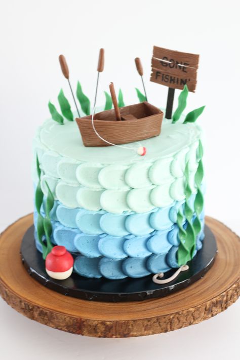 Fish Themed Cake For Men, Birthday Cakes Fishing Theme, Fishing Party Cake Ideas, Ofishally Retired Cake, Fish Birthday Cake For Men, Trout Birthday Cake, Fishing Retirement Cake, Mens Fishing Cake, Fishing Bobber Cake