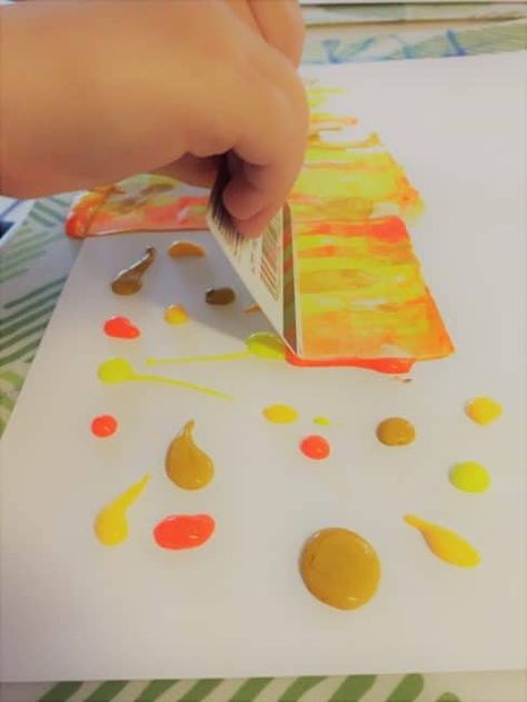 Learn three different painting techniques in one easy Autumn art activity for kids! Different Painting Techniques, Art Activity For Kids, November Autumn, Crafts And Activities For Kids, Wall Painting Techniques, Kids Canvas, Art Activity, Outdoor Activities For Kids, Autumn Crafts