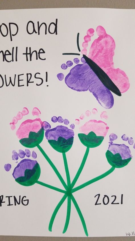 Mothersday Craft, Spring Crafts For Toddlers, Baby Footprint Crafts, Baby Art Crafts, Origami Paper Flowers, Spring Crafts Preschool, Nursery Crafts, April Crafts, Spring Art Projects