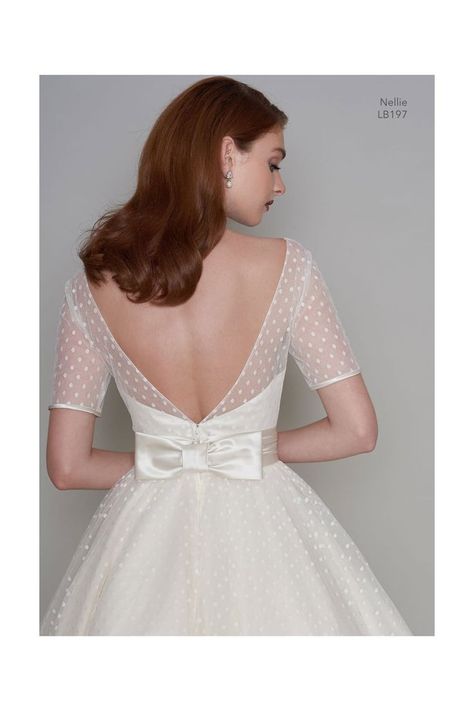 nice dress Short Vintage Wedding Dress, Tea Length Wedding Dress Vintage, Polka Dot Wedding Dress, Short Wedding Dress Vintage, Wedding Dresses 50s, Tea Length Wedding, Vintage Wedding Dress, Polka Dot Wedding, Trendy Wedding Dresses