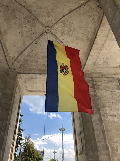 Moldova Flag, Cold People, Chisinau Moldova, East Europe, I Want To Travel, Foreign Languages, Foreign Policy, World Cultures, Old Buildings