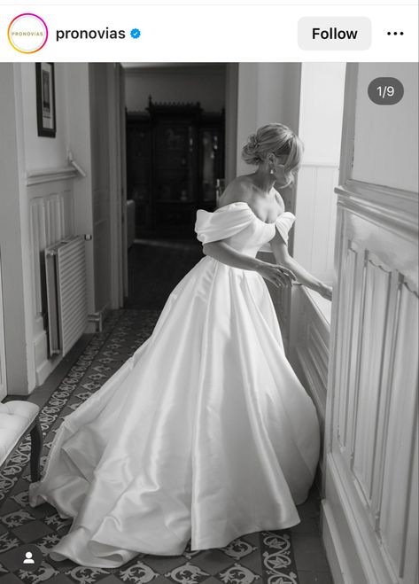 Sleek Wedding Dress With Sleeves, Teuta Matoshi Wedding Dress, Sleek Wedding Dress, New Dress Pattern, Elegant Modern Wedding, Beautiful Outdoor Wedding, Wedding Money, Dream Wedding Ideas Dresses, Wedding Dress Shoes