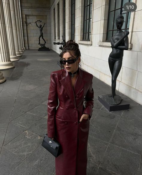 Red Trench Coat Outfit, Leather Coat Outfit, Trench Outfit, Red Leather Coat, Wife Style, Burgundy Outfit, Classy Winter Outfits, Sleek Dress, Long Leather Coat