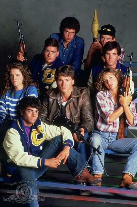 Red Dawn 80s movie - Patrick Swayze, Charlie Sheen, Jennifer Grey Darren Dalton, Samantha Fox 80s, Ben Johnson, Jennifer Grey, Teens Movies, Ugly Cry, Charlie Sheen, Patrick Swayze, 80s Movies