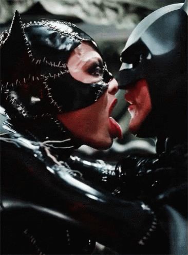 Batman Returns 1992, Julie Newmar, The Bat Man, Cat Women, Batman Returns, Batman And Catwoman, I Love Cinema, Selina Kyle, Michael Keaton