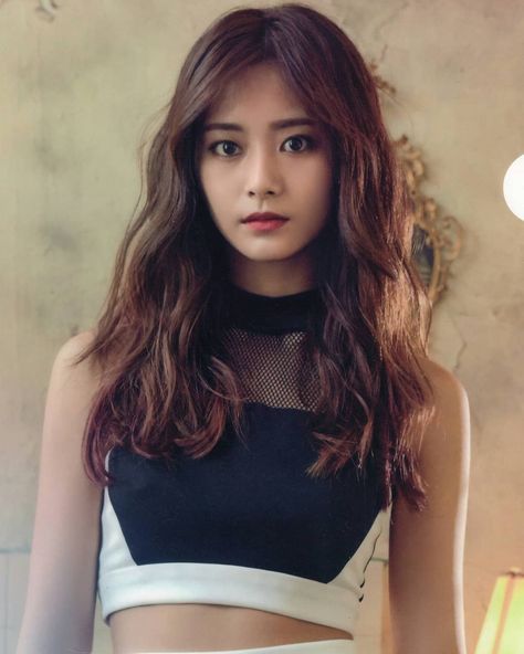 TZUYU on Instagram: “😎💓 @twicetagram  @jypetwice_japan  #twice #once #jyp #twicejyp #jyptwice #twicetagram #tt #dancethenightaway #yesoryes #twicetzuyu…” Ooh Ahh, Tzuyu Twice, Korean Beauty, Korean Girl, K Pop, Brown Hair, Asian Beauty, Long Hair, Wall