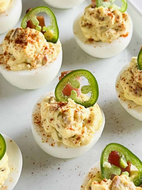 Non Traditional Deviled Eggs, Deviled Eggs Gourmet, Hot Honey Deviled Eggs, Fun Deviled Eggs, Gluten Free Deviled Eggs, Deviled Egg Sliders, Loaded Deviled Eggs Recipe Best, Doubled Eggs, Jalapeño Popper Deviled Eggs