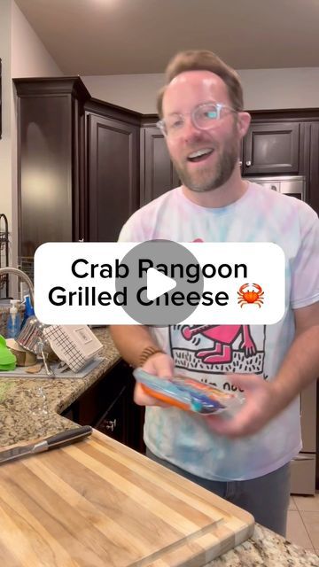 Matthew Bounds on Instagram: "@angies__table thanks for the awesome #crabrangoon #grilledcheese #recipe ! #easyrecipes #sandwich" Crab Rangoon Sandwich, Crab Rangoon Grilled Cheese, Crab Sandwich Recipe, Matthew Bounds, Sandwich Spreads, Like Water For Chocolate, Easy Weekly Meals, Grill Cheese, Crab Sandwich