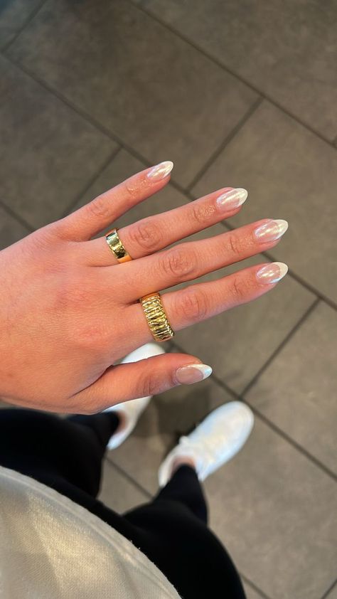 Pearlescent French Tips, French Tip With Pearl Chrome, Bridal Chrome Nails, November Nails Fall Dip, Glazed Donut Nails French Tip, French Manicure Chrome, French Pearl Nails, Dip French Tip Nails, French Manicure With Chrome