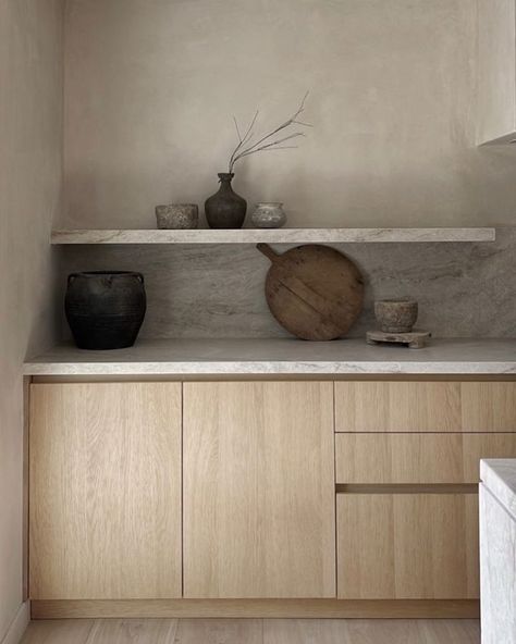 I N T E R I O R S (@ovi_studio) • Instagram-foto's en -video's Wabi Sabi Cabinet, Wabi Sabi Laundry Room, Wabi Sabi Kitchen Cabinets, Wabi Sabi Closet, Wabisabi Interiordesign, Miami Kitchen, Wabi Sabi Studio, Wabi Sabi Kitchen, Coffee Bar Ideas Kitchen Counter