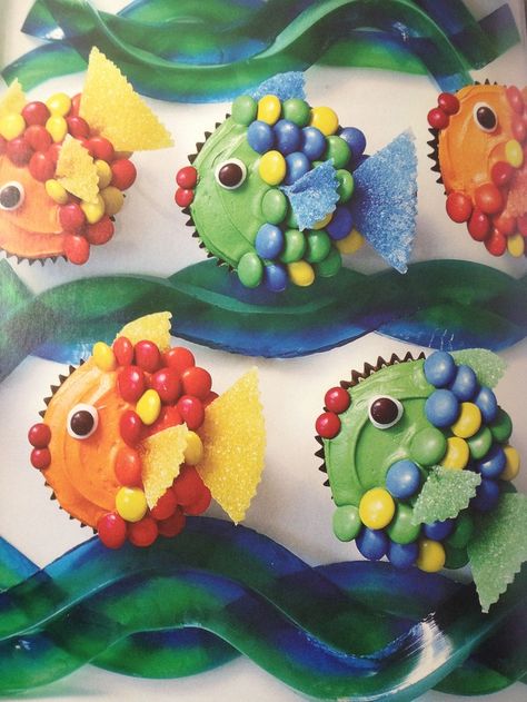 Fish cupcakes | Birthday Party Ideas | Pinterest Fish Cupcakes, Fishing Cupcakes, Cupcake Birthday Party, Fishing Birthday Party, Pinterest Cake, Animal Cupcakes, Fishing Birthday, Sea Birthday, Cute Cupcakes