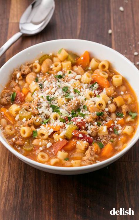 This Pasta e Fagioli Is The Perfect Weeknight Winter DinnerDelish Pasta Fagioli Recipe, Fagioli Soup, Ditalini Pasta, Quick Pasta, Pasta Fagioli, Fall Soup Recipes, Pasta E Fagioli, Fall Soups, Italian Dinner