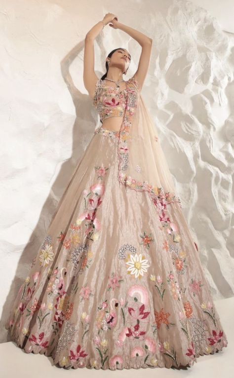 Floral Lehenga Aesthetic, Floral Wedding Lehenga, Saree Lengha Design, Lenhga Styles Simple, Haldi Outfits For Bride, Wedding Catalog, Dress Designs For Stitching, Saffron Spice, Navratri Garba