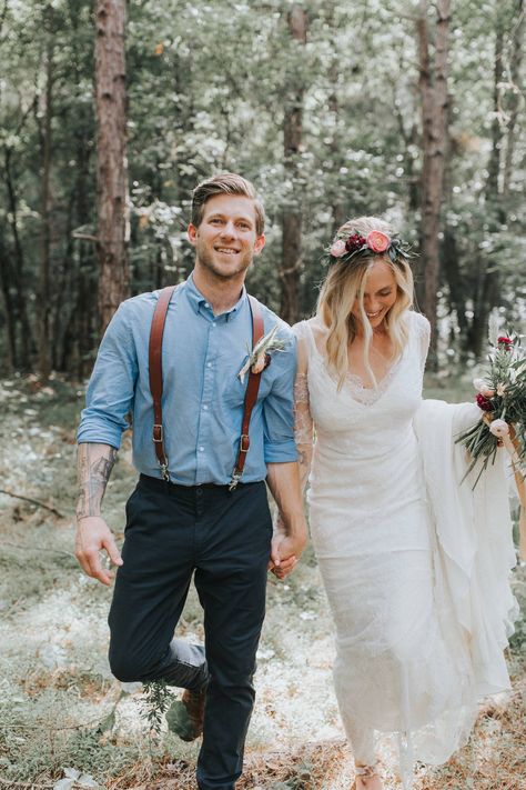 Mountain Elopement Mens Outfit, Outdoor Wedding Mens Attire, Backyard Wedding Groom Attire Casual, Backyard Groom Attire, Backyard Wedding Groomsmen, Mountain Elopement Groom Attire, Mountain Wedding Groom Attire, Outdoor Woods Wedding, Backyard Wedding Groom Attire