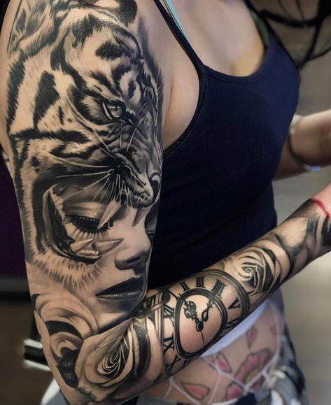 Rose Tattoo Sleeve, Tattoo Zeichnungen, Full Sleeve Tattoos, Arm Sleeve Tattoos, Best Sleeve Tattoos, Tiger Tattoo, Sleeve Tattoos For Women, Tattoo Sleeve Designs, Tattoo Designs For Women