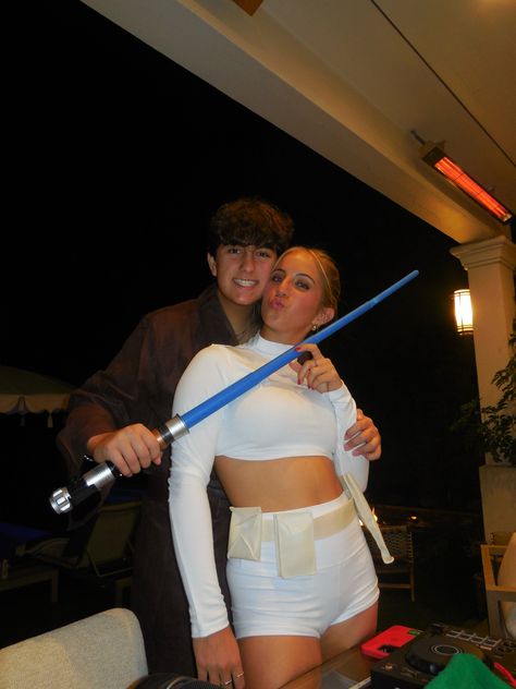 Halloween Costume Couples Cute, Anakin And Leia Costume, Darth Vader And Stormtrooper Costume, Icon Couple Halloween Costumes, Costumes For Guys Halloween, Couple Halloween Costumes Homemade, Padded And Anakin Costume, Couple Halloween Costumes Diy Easy, Darth Vader Couple Costume