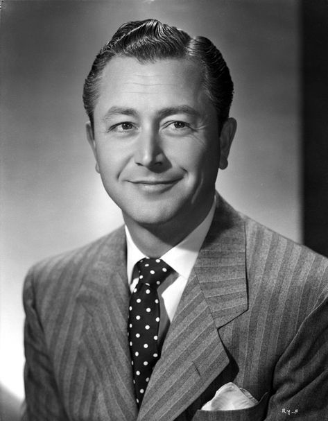 Robert Young Famous Cowboys, Vintage Actors, Father Knows Best, Robert Young, Classic Actors, Actors Male, Male Actors, Classic Television, Classic Movie Stars