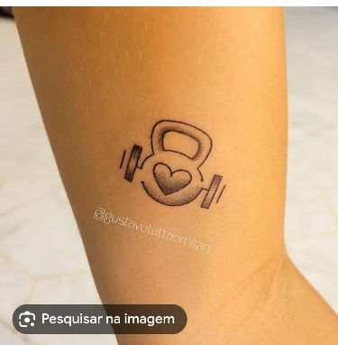 Geometric Line Tattoo, Thumb Tattoos, Minimalist Tattoo Ideas, Gym Images, Mouse Tattoos, Shoulder Tattoos For Women, Fitness Photos, Fitness Tattoos, Tattoo Feminina