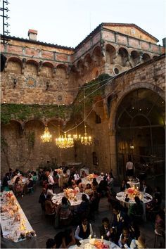 Vegas Weddings | Pho Diy Vintage Wedding, Villa Toscana, Martina Liana, Outdoor Reception, Tuscany Wedding, Italian Wedding, Italy Wedding, Wedding Locations, Wedding Tips