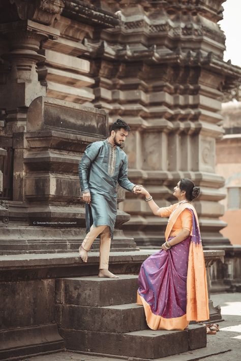 Pre Wedding Shoot Ideas In Temple, Temple Couple Photos, Traditional Photography Poses Couple, Outdoor Couple Photoshoot Indian Traditional, Pre Marriage Photoshoot, Pre Wedding In Temple, Poses For Pre Wedding Shoot, Pre Wedding Photoshoot In Temple, Couple Shoot In Temple