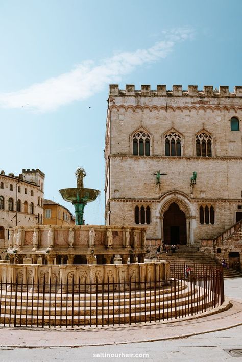 Umbria Italy Travel, Architecture Ancient, Somewhere In Northern Italy 1983, Perugia Italy, Umbria Italy, Travel Comfort, Italy Photography, Italy Aesthetic, Medieval Town