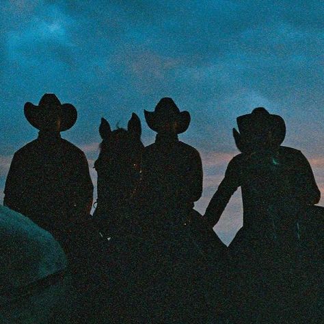 RODEO on Instagram: "rodeo" Retro Rodeo Aesthetic, Mexican Cowboy Aesthetic, Hispanic Cowboy, Rodeo Aesthetic, Mexican Rodeo, Black Rodeo, Gay Cowboy, Cowboy Carter, Cowboy Life