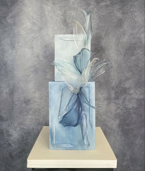 Square Tier Cake, Powder Blue Cake, Abstract Cake Design, Fondant Cake Designs Ideas, Blue Wedding Cake Ideas, Blue Cake Design, Luxury Cake Design, Square Cake Designs, Rice Paper Sails