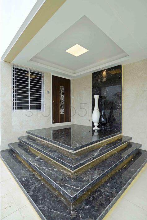 Awesome Granite Staircase Designs - Engineering Discoveries Stairs Tiles Design, Exterior House Remodel, Exterior Stairs, Stairs Design Modern, Entrance Door Design, Exterior Front Doors, Duplex House Design, Steps Design, Home Stairs Design