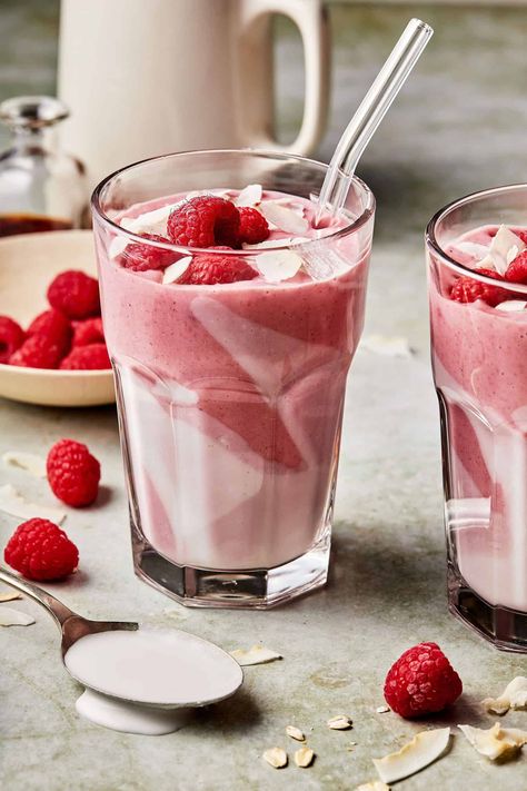 Coconut Cloud Smoothie, Cloud Smoothie, Coconut Cloud, Delicious Smoothie Recipes, Raspberry Coconut, Coconut Smoothie, Yummy Smoothie Recipes, Raspberry Smoothie, Healthy Groceries