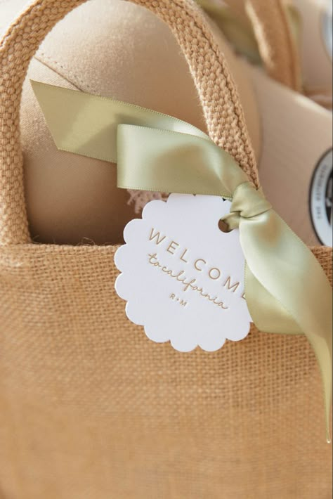 Unique Welcome Bags, Bach Gifts, Welcome Bags For Wedding Guests, Welcome Bag Ideas, Welcome Bags Wedding, Wedding Vowels, Welcome Bag Tags, Bach Gift, Destination Wedding Welcome Bags