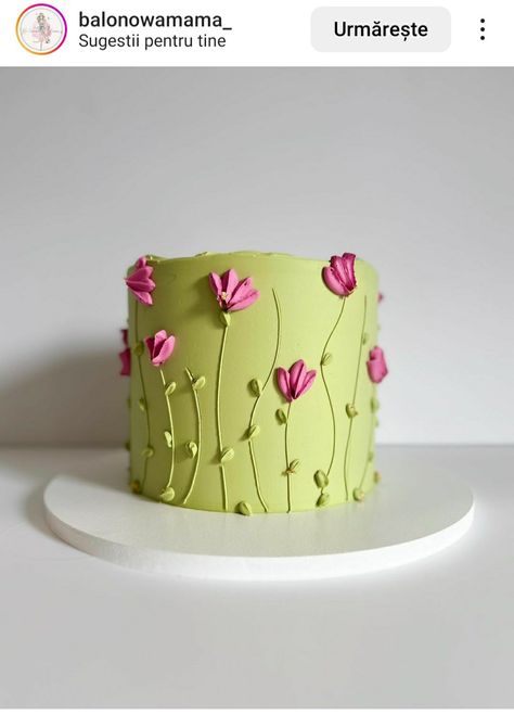 Personal Cake Ideas, Single Tier Cake Designs, Festive Birthday Cake, Small Birthday Cakes Ideas, 33 Birthday Ideas Women Cake, Minimalist Cake Birthday Simple, Pink And Green Cakes, 1kg Cake Design, Cake Designs With Flowers