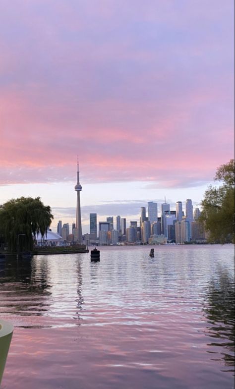 Toronto Beach, Meet Me At The Lake, Toronto Aesthetic, Toronto Island, Ontario Travel, Toronto Life, Lake Sunset, At The Lake, Canada Travel