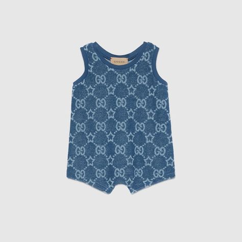 Shop the Baby GG stars cotton one-piece in blue at GUCCI.COM. Enjoy Free Shipping and Complimentary Gift Wrapping. Gucci Baby Clothes, Boy Room Themes, Gucci Baby, Gucci Kids, Gift Sets, Future Baby, Terry Cloth, Bibs, Bright Red