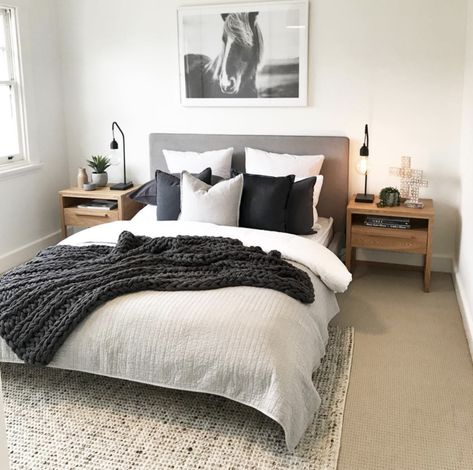 Simple Style Co | Homewares, Home Decor & Interior Styling Melbourne Man Home Decor, Simple Bedroom Decor, Bedroom Decor Inspiration, Dekorasi Kamar Tidur, Spot Lights, Spare Bedroom, Simple Bedroom, Master Bedrooms Decor, White Bedroom