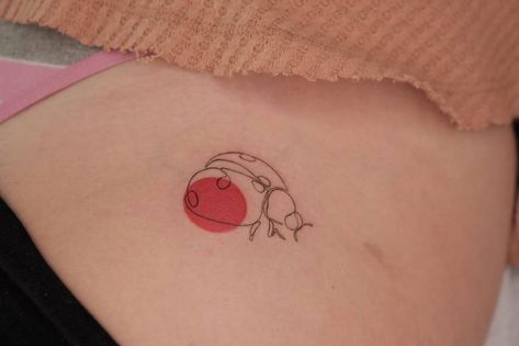 One line ladybug tattoo on the hip. Line Animals, Ladybug Tattoo, Lady Bug Tattoo, Leg Sleeves, French Words, Continuous Line, Little Tattoos, Fine Line Tattoos, Small Tattoo