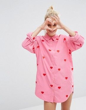 Lovecore Fashion, Mode Chanel, Lazy Oaf, Boyfriend Shirt, Red Hearts, Latest Fashion Clothes, Colorful Fashion, Look Fashion, Style Me