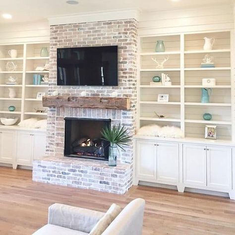 White Wash Brick Fireplace, White Brick Fireplace, Brick Fireplace Makeover, Fireplace Built Ins, White Fireplace, Farmhouse Fireplace, Room With Fireplace, Coastal Living Rooms, Fireplace Remodel