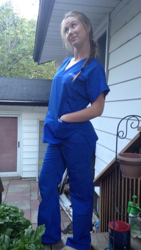 Royal blue scrubs  ready for school!!! Royal Blue Scrubs, Ready For School, Blue Scrubs, School Readiness, Dental Hygiene, Scrubs, Nursing, Royal Blue, Pinterest Likes