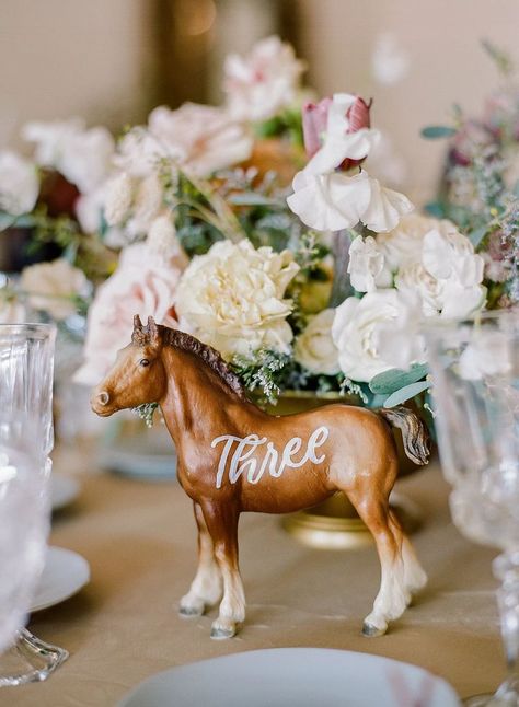 Horse In Wedding, Western Wedding Cakes, Horse Table, Western Wedding Decorations, Western Wedding Invitations, Equestrian Wedding, Western Themed Wedding, Unique Wedding Receptions, Horse Wedding