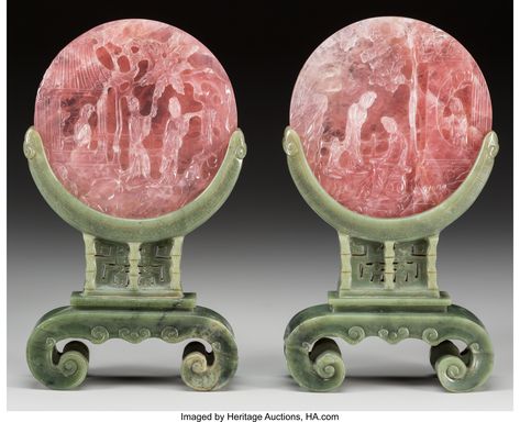 Pair of Chinese Carved Rose Quartz Table Screens on Spinach Jade Stands, 19th century. 12-3/4 inches high (32.4 cm) Asian Statues, Quartz Table, Art Chinois, Art Nouveau Antiques, Chinese Decor, Gemstone Art, Chinese Jade, Carved Jade, Carved Stone