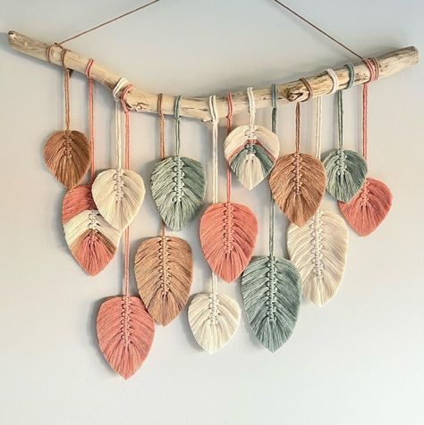 Cheeky 🇨🇦 (@cheekys_designs) • Instagram photos and videos Hanging Leaf, Boho Christmas Decor, Ankle Bracelets Diy, Boho Crafts Diy, Room Wall Painting, Macrame Wall Hanging Diy, Diy Glass Bottle Crafts, Home Decor Hooks, Diy Weaving