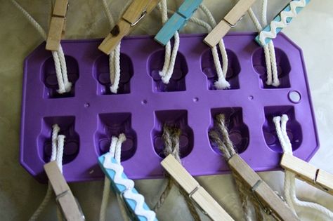 DIY Soap on a rope Diy Soap On A Rope, Trailer Bathroom, Savon Diy, Soap Inspiration, Soap Molds Diy, Săpunuri Handmade, Soap On A Rope, Soap Supplies, Diy Kosmetik