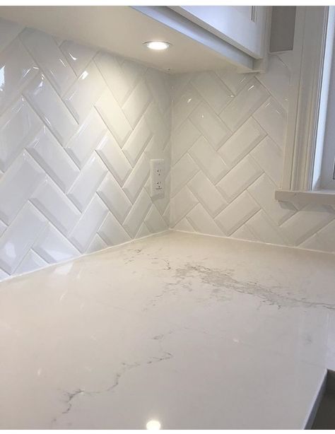 Beveled Backsplash Kitchen, Kitchen Servery, Secondary Kitchen, White Beveled Subway Tile, Herringbone Subway Tile, Island Kitchens, Kitchen Backsplash Tile Designs, Backsplash Tile Design, Beveled Subway Tile