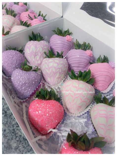 @TheChocolateBerryAndSweets Pink And Purple Chocolate Covered Strawberries, Pink And Purple Strawberries, Pink And Purple Chocolate Strawberries, Purple Chocolate Covered Strawberries, Pink Party Snacks, Pastel Strawberries, Strawberries Ideas, Valentine Chocolate Covered Strawberries, Chocolate Covered Strawberry Cake