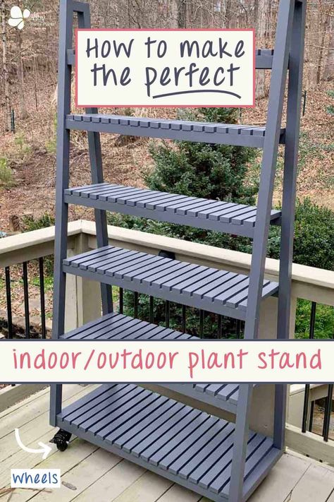 Plant Stand Arrangements, Diy Front Porch Plant Stand, Palet Plant Stand, Plant Stand For Porch, Outdoor Plants Shelves, Diy Porch Plant Stand, Indoor Flower Stand Ideas, Outdoor Shelf Diy, Flower Stand Indoor