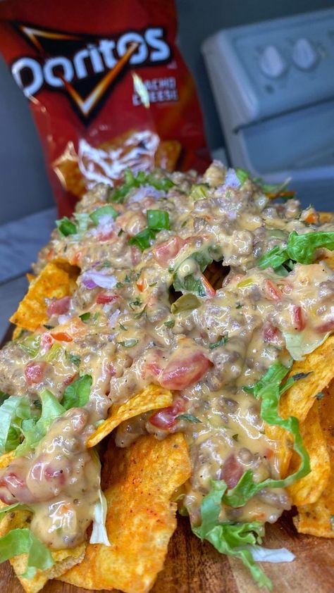 154K views · 26K reactions | 🗣️Rotel Doritos Nachos🔥 #rotel #roteldip #doritos #nachos #foodporn #foodphotography #foodie #foodgasm #blackfoodie #blackfoodbloggers #goodeats #explorepage #explore #blackfoodlife #blackfoodiefinder #nachocheese #appetizers #snacktime #dinnerideas #dinnerrecipes #lunchtime #lunchinspo #lunchideas @doritos | Tasha Robinson | tashaliana · Original audio Rotel Dorito Nachos, Stuffed Rotel Nachos, Loaded Doritos Nachos, Rotel Fries, Rotel Nachos, Nachos Aesthetic, Dorito Nachos, Mexican Snack Foods, Rotel Dip